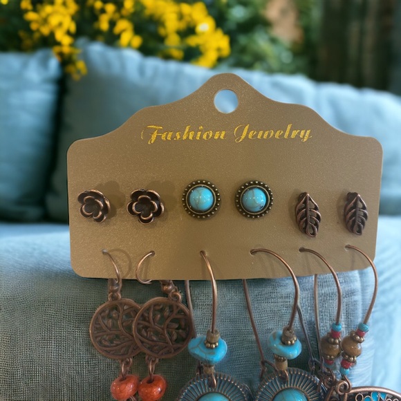 🍀NWT 6pairs Bohemian Tassel & Leaf Decor Earrings - Picture 3 of 4